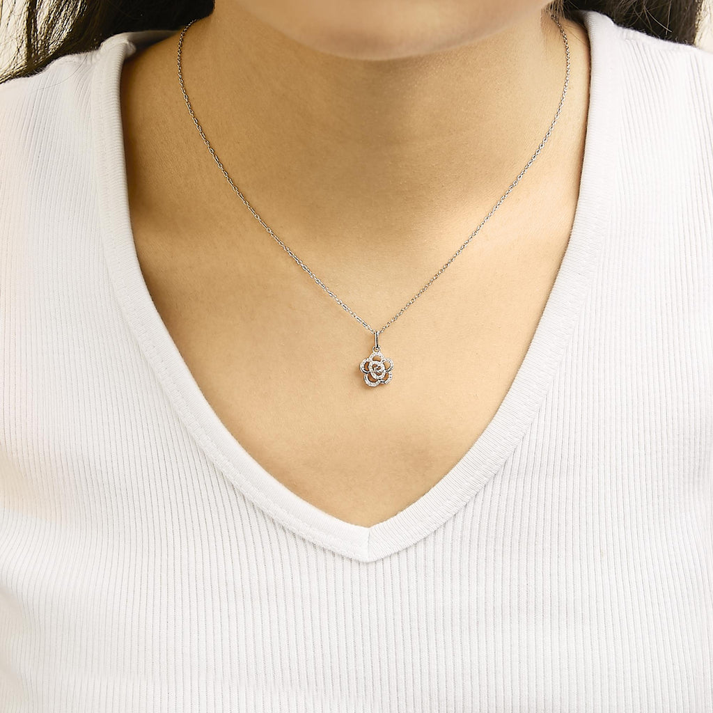 Sterling Silver 1/10 Cttw Diamond Floral Pendant Necklace